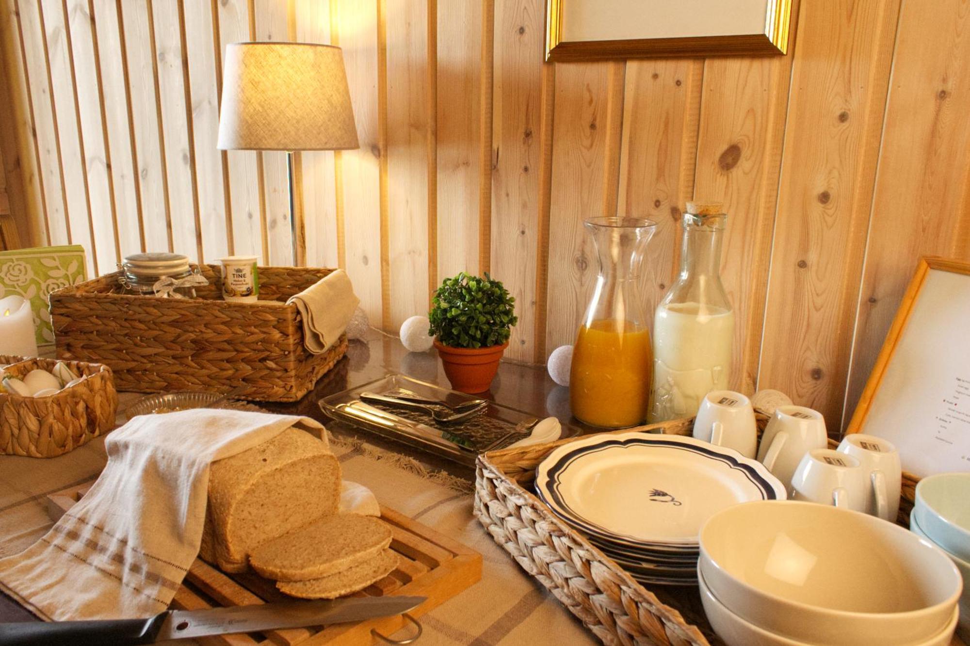 Bed And Breakfast Nordic Horn Brostadbotn Dış mekan fotoğraf